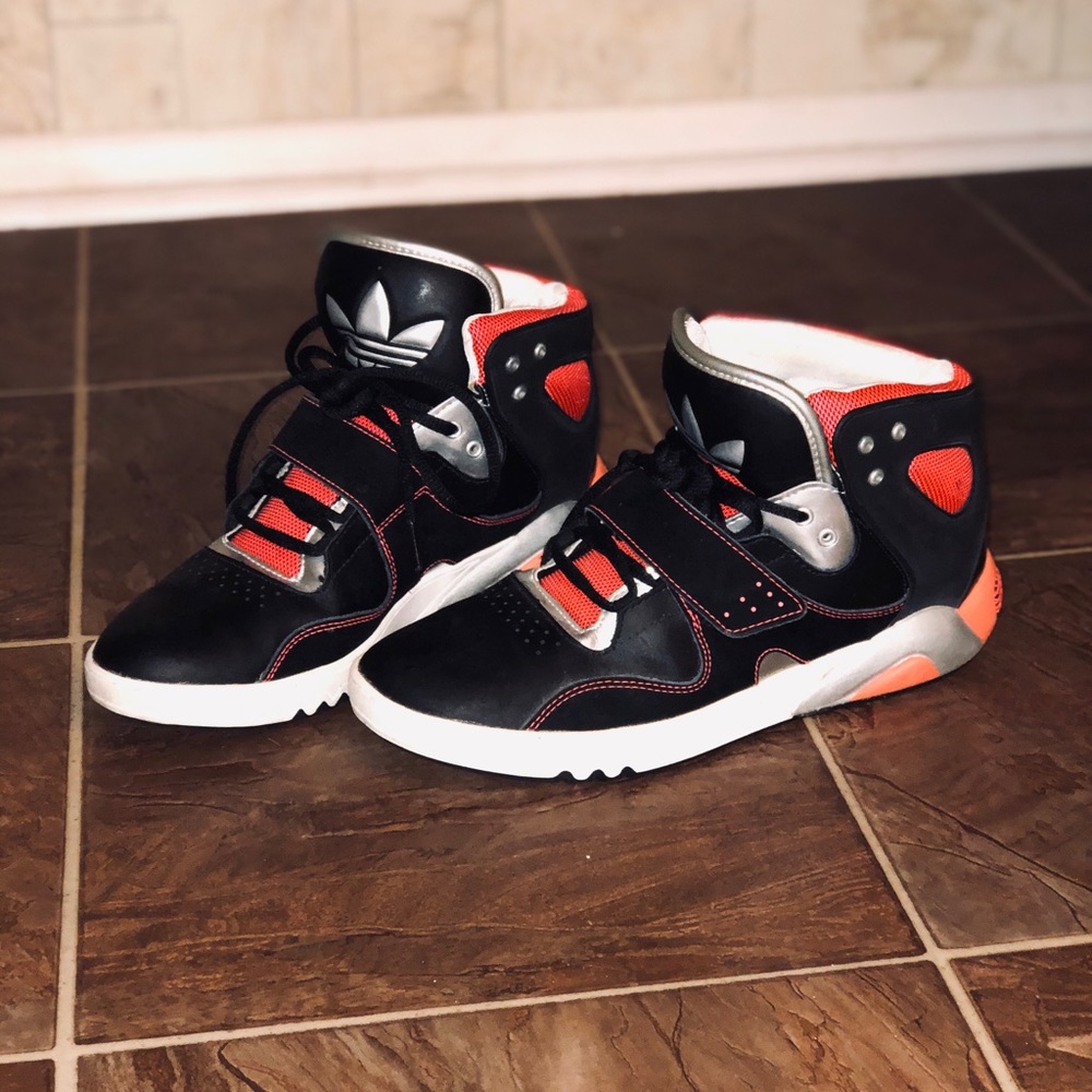 Men’s Adidas Size 10 SALE